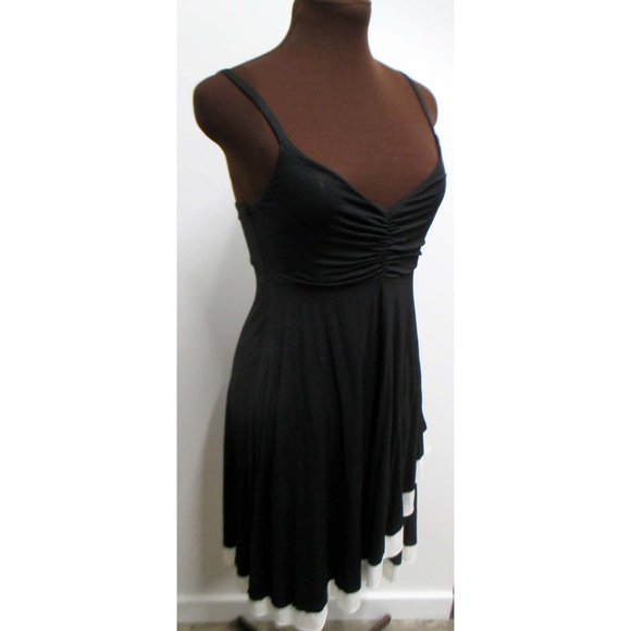 BNWT NEESHA LITTLE BLACK FLUTTER DRESS  SIZE M/L - Picture 1 of 8